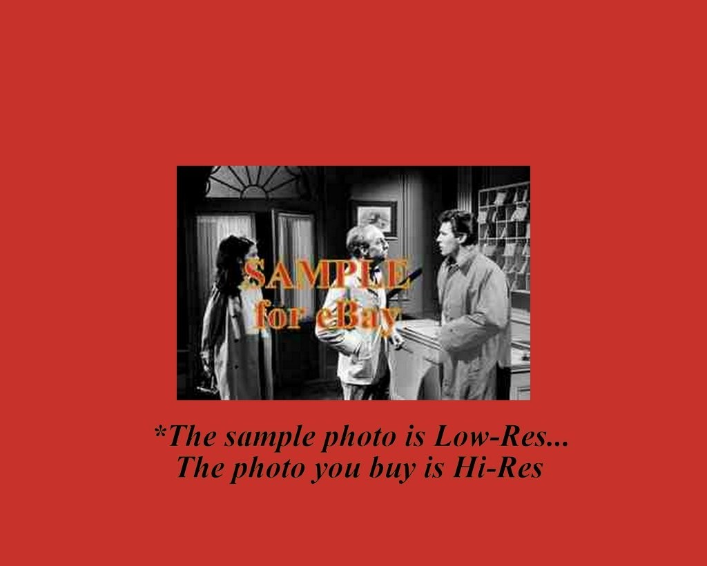 Dark Shadows ALEXANDRA MOLTKE/MITCH RYAN/CONRAD BAIN (8×8 or 8×10)PHOTO #DSTV377