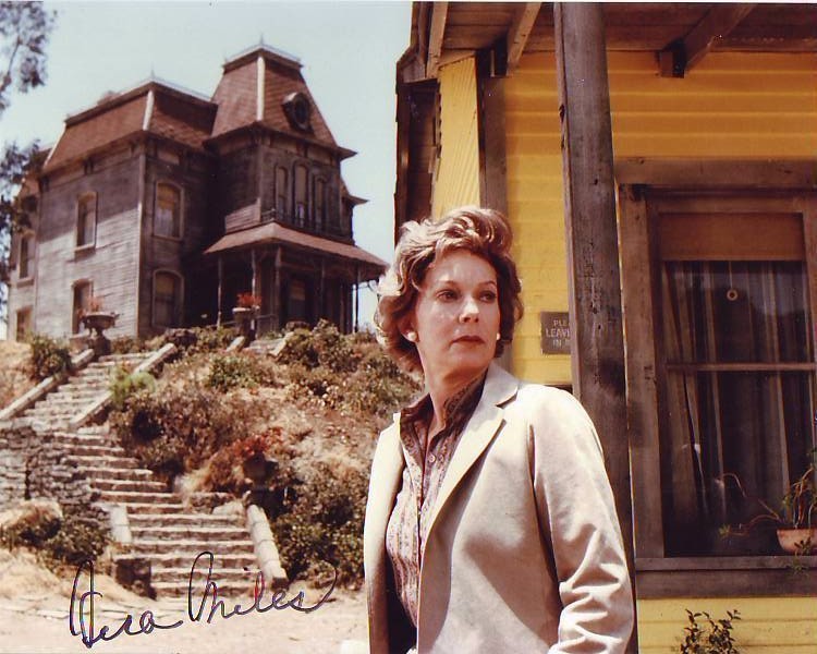 VERA MILES Signed Autographed 8×10 PSYCHO II LILA LOOMIS Photo