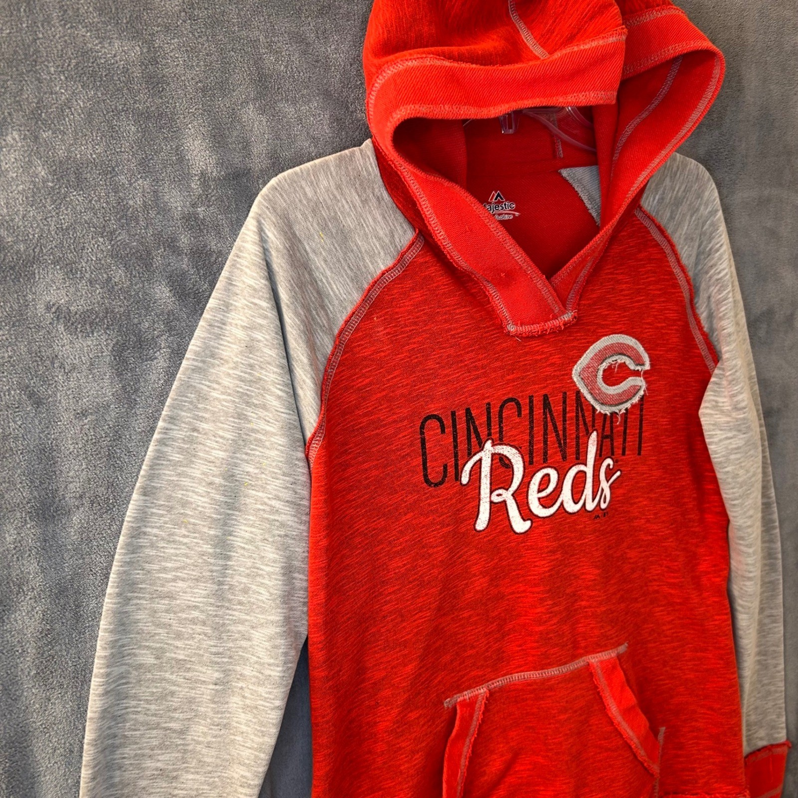 Cincinnati Reds MLB Baseball Lightweight Hoodie SZ Large Raglan Red Gray Logo