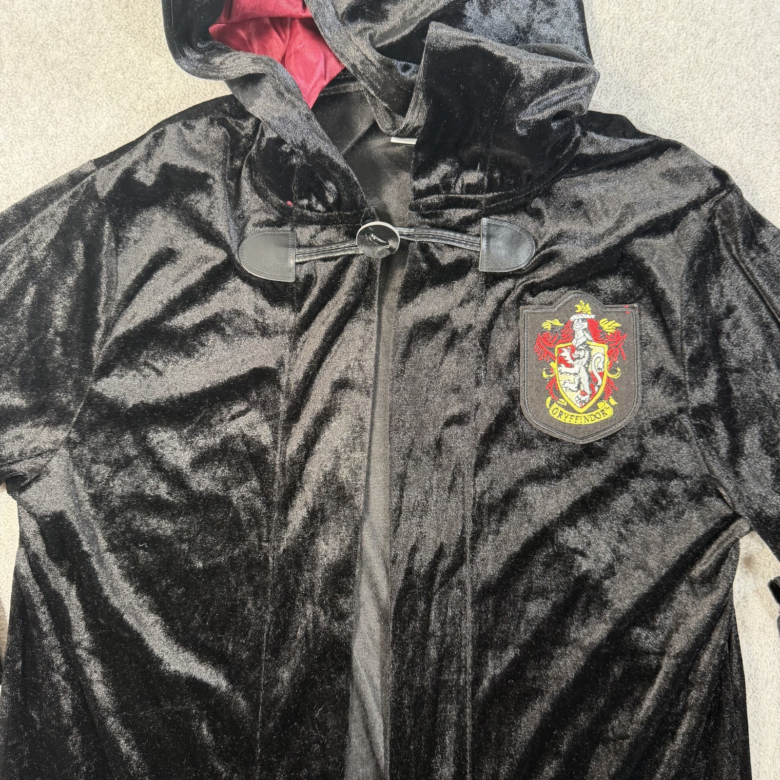 Harry Potter Gryffindor Robe Costume Child Large (10/12) Velvet Hooded Cloak