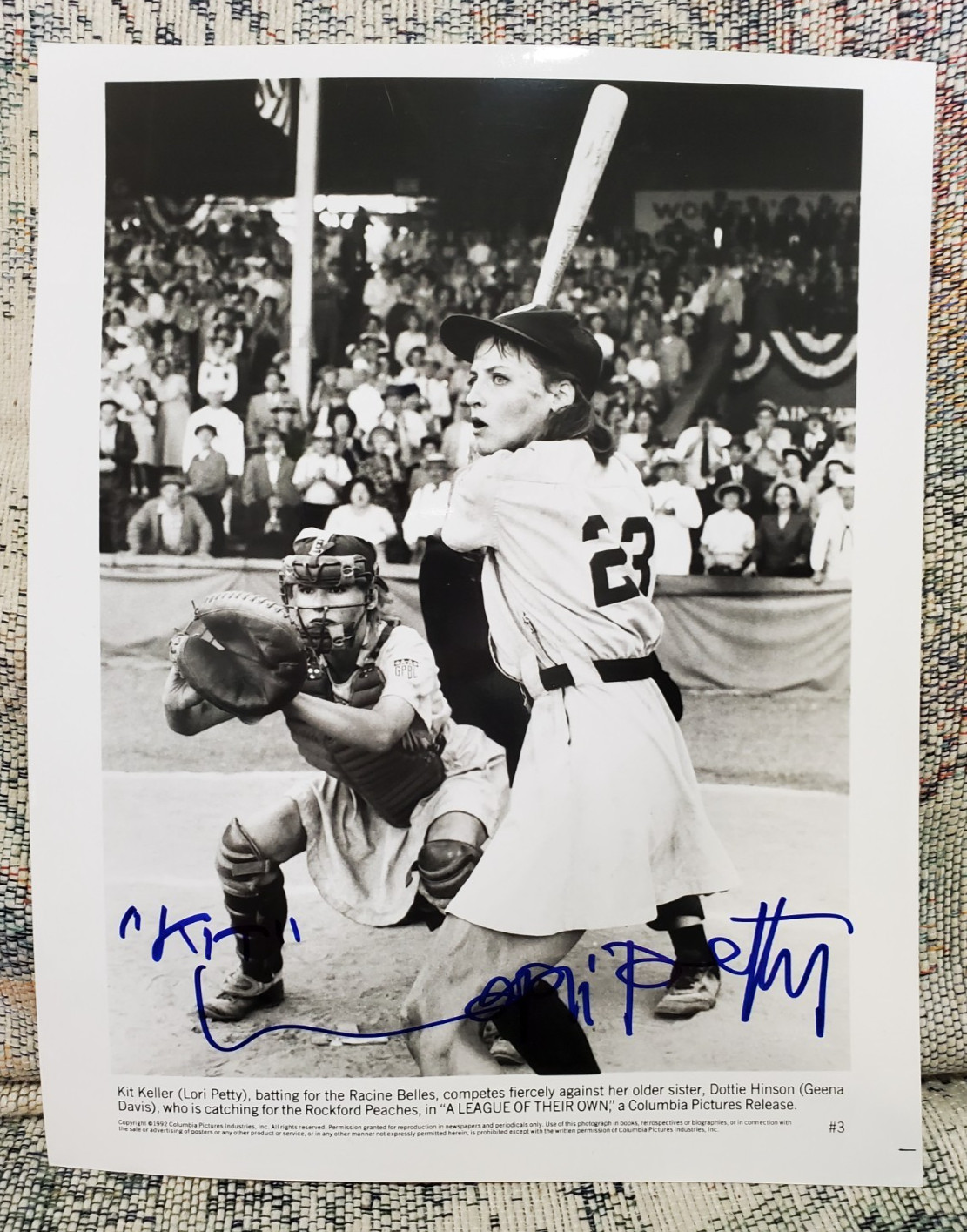 1992 A League of Their Own Lori Petty Signed Press Release 8×10 Photo Movie