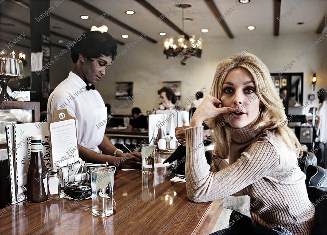 8×10 Print of Sharon Tate at Hamburger Hamlet West Los Angeles Caifornia 1968