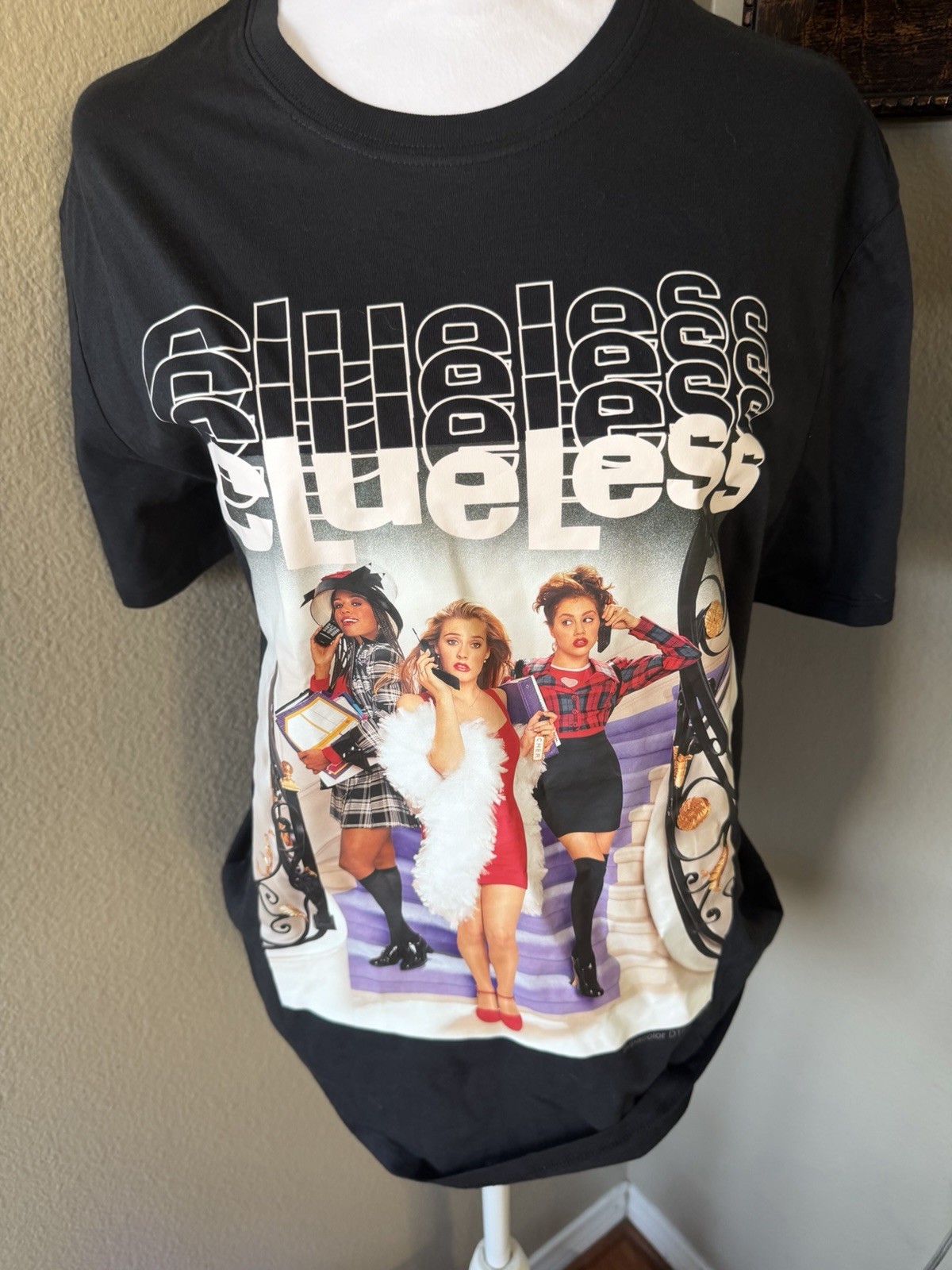 ClueLess Movie WOMEN’S Graphic Print Memorabilia T Shirt Black Crewneck mEDIUM