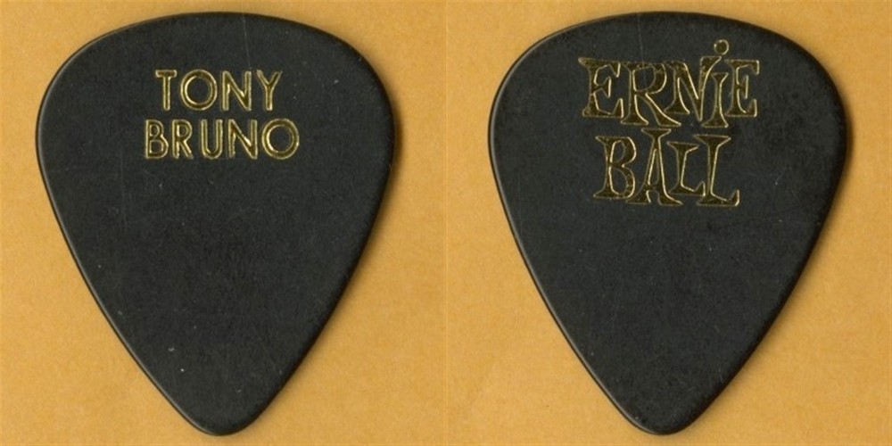 Joan Jett 1994 Pure and Simple concert tour Tony “Bruno” Rey stage Guitar Pick