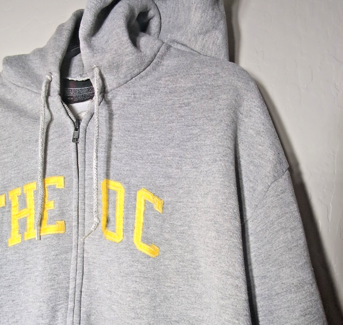 Vintage “The O.C.” Men’s XL Gray Zip Hoodie TV Show Crew Jacket Retro California