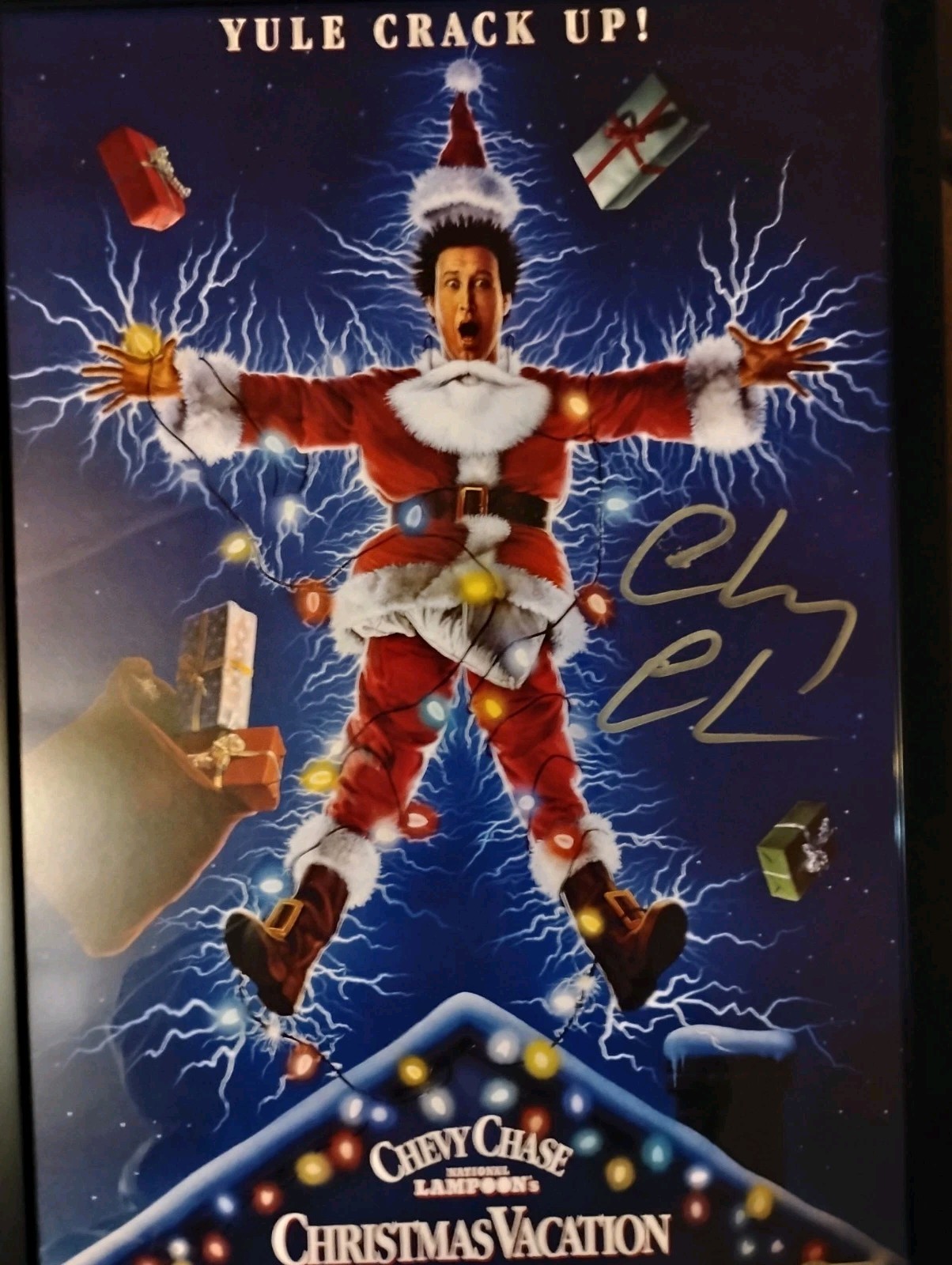 Chevy Chase Signed 11×17 Christmas Vacation Movie Poster Beckett Wit #2W371473