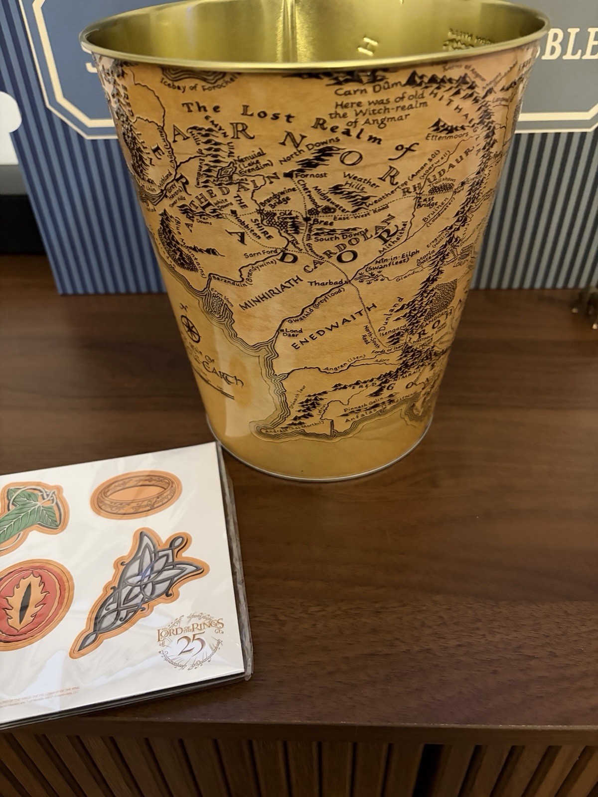 AMC The Lord Of The Rings 25th Anniversary Popcorn Tin Bucket Map + Magnets🗺NEW
