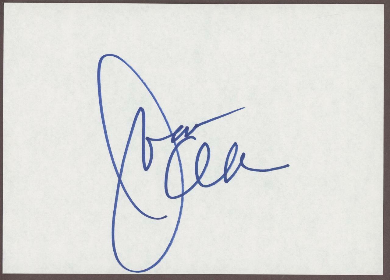 JOAN ALLEN signed 5″ x 7″ page/cut | “Maneater” & “Bourne Ultimatum” – autograph