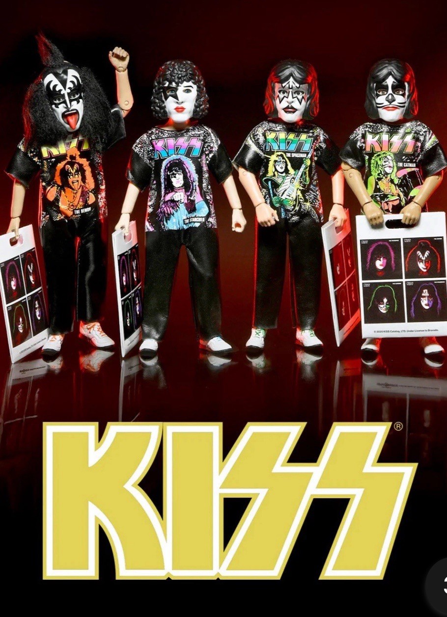 OFFICIAL SET 4 NECA KISS BEN COOPER COSTUME KIDS ACTION FIGURES BUNDLE