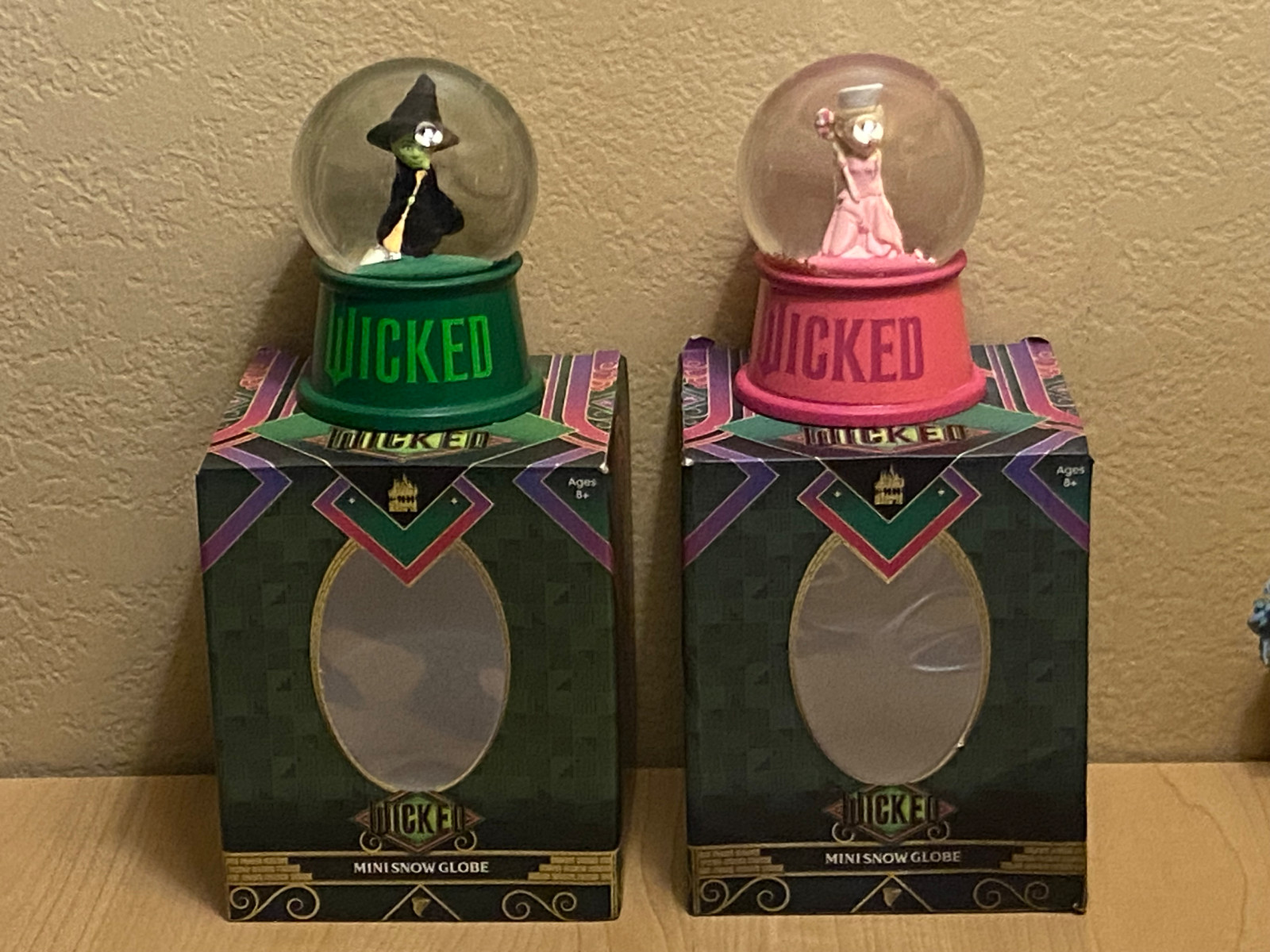 Wicked Movie Mini Snow Globe Set Elphaba & Glinda Surreal Entertainment 2025 NIB