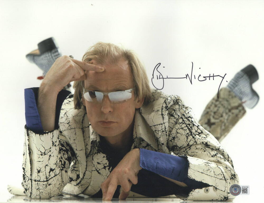 BILL NIGHY SIGNED 11X14 PHOTO LOVE ACTUALLY AUTHENTIC AUTOGRAPH BECKETT HOLOGRAM