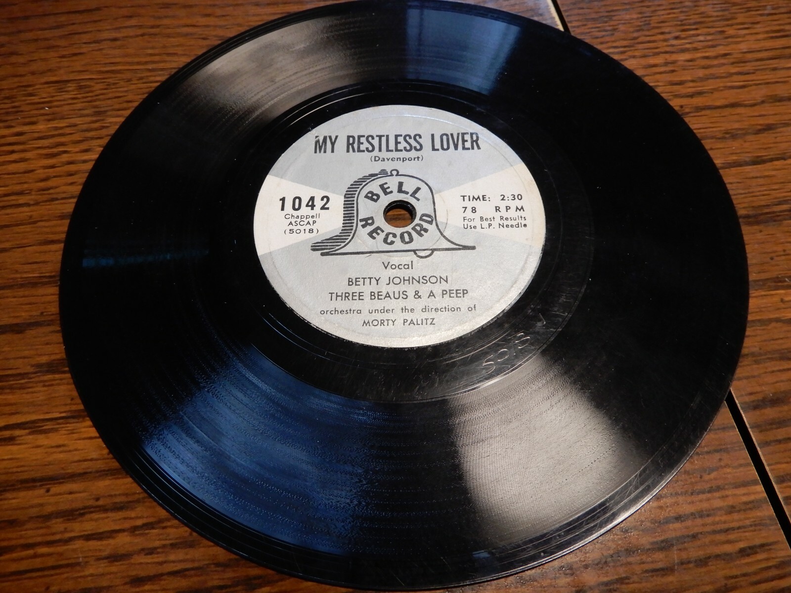 TONY RUSSO Man Upstairs BETTY JOHNSON Restless Lover 78rpm BELL WITH SLEEVE