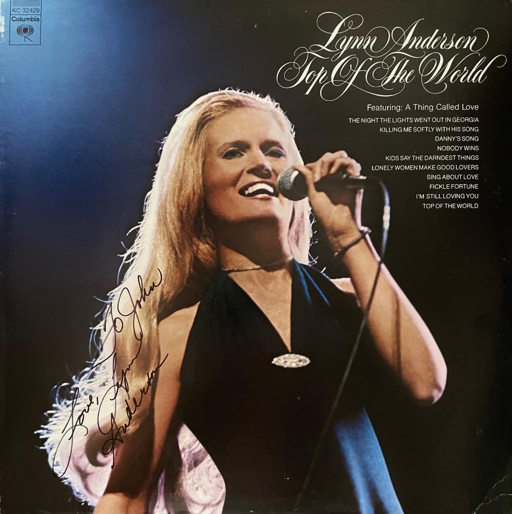 LYNN ANDERSON HAND SIGNED AUTOGRAPH LP ALBUM “TOP OF THE WORLD”