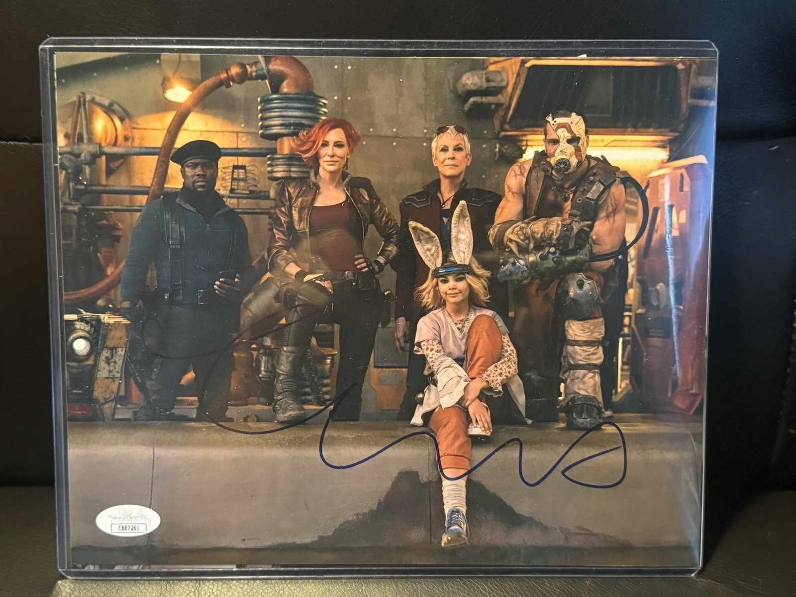 Cate Blanchett Borderlands Signed 8×10 Photograph JSA Autograph