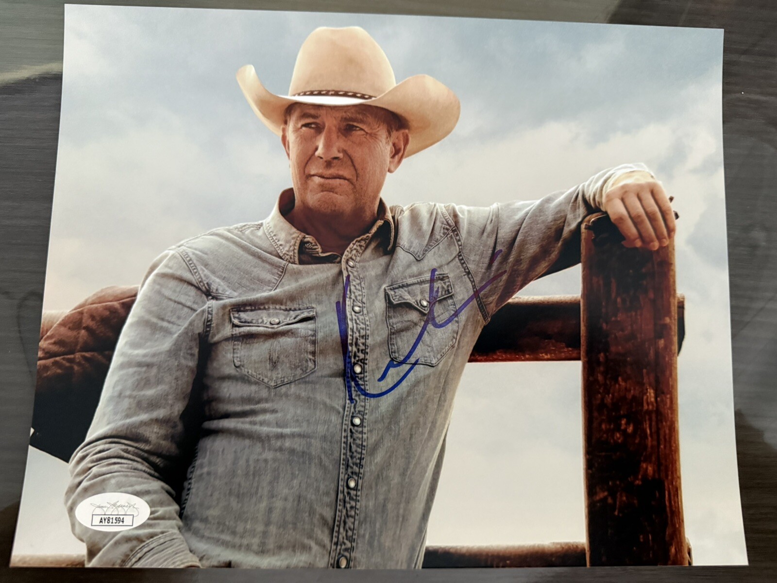 Kevin Costner Hand Signed In Person Autographed Yellowstone 10×8 Rare JSA COA