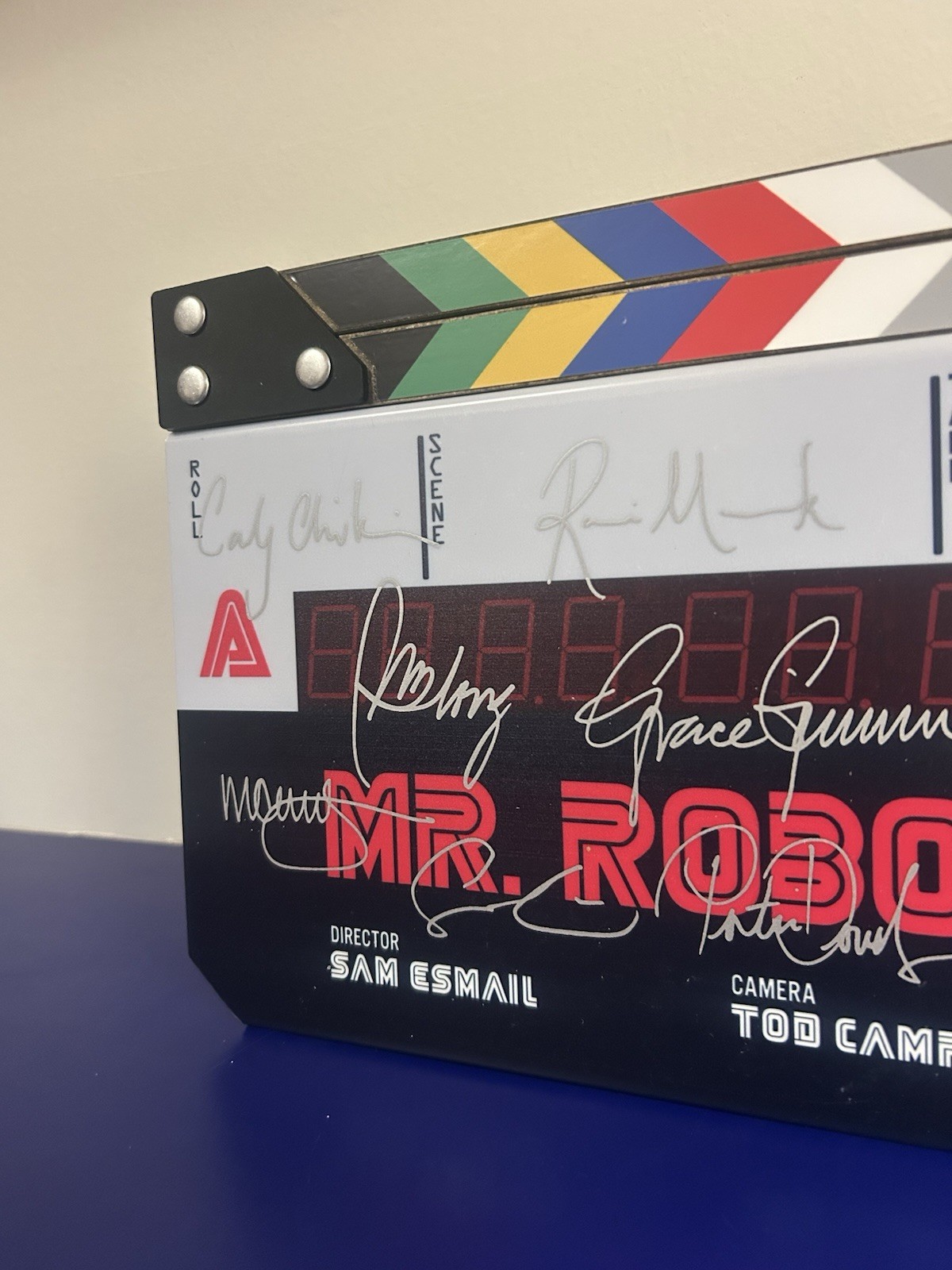 Mr Robot Clapperboard signed By Whole Cast Limited Edition Collectible