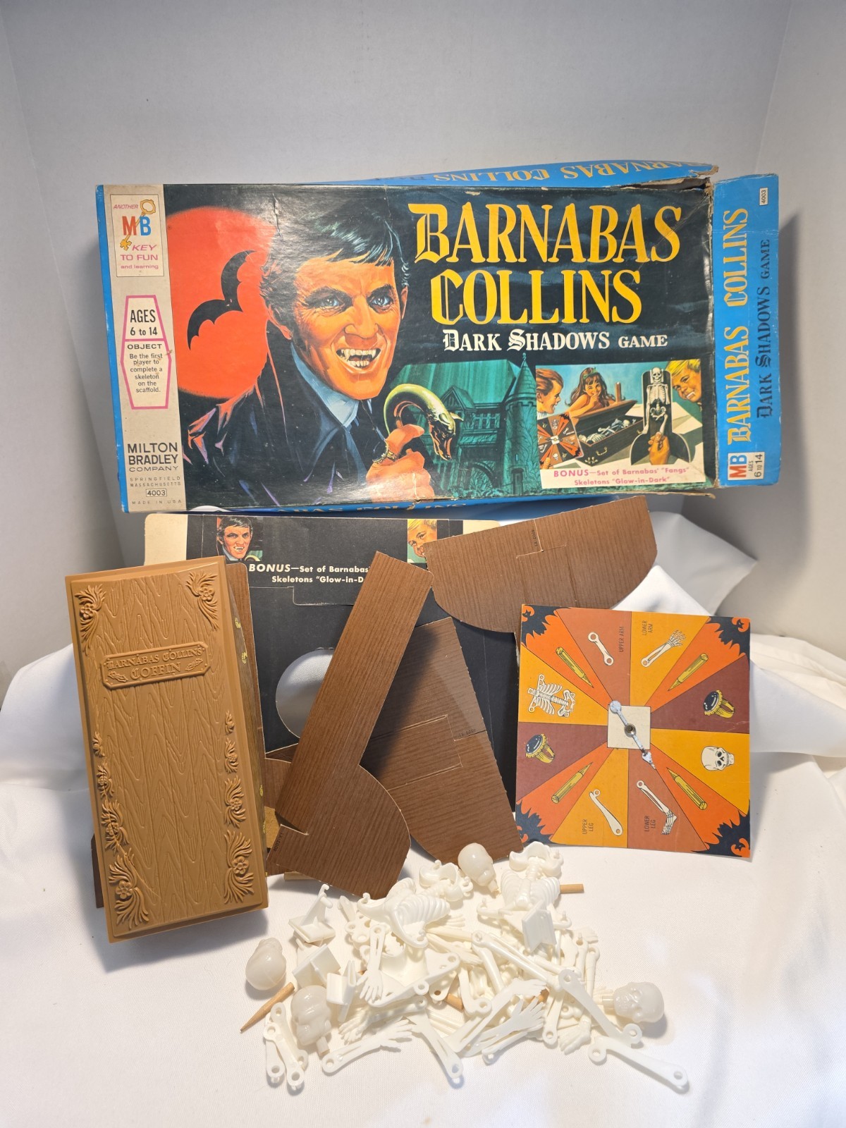 Vintage Board Game – BARNABAS COLLINS DARK SHADOWS GAME – Milton Bradley – 1969