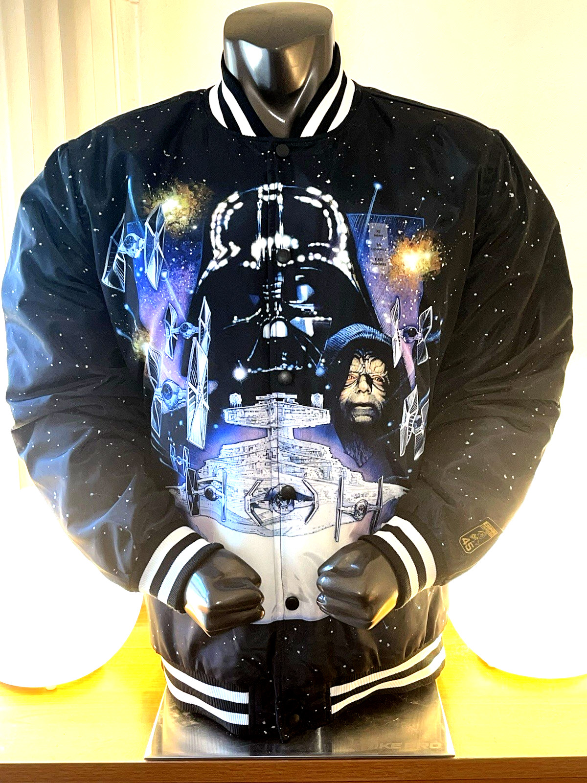 STAR WARS~MAY THE 4TH THE EMPIRE STRIKES BACK 45TH ANNIVERSARY JACKET( XL) NEW