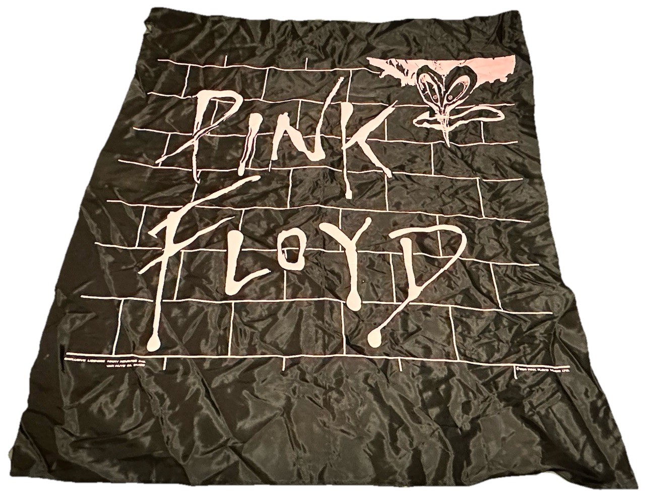 VTG 1985 Pink Floyd The Wall Concert Music Flag Poster Banner Tapestry 38” X 44”