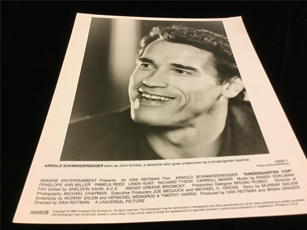 Movie Still Kindergarten Cop 1990 Arnold Schwarzenegger 8 x10 B&W Glossy