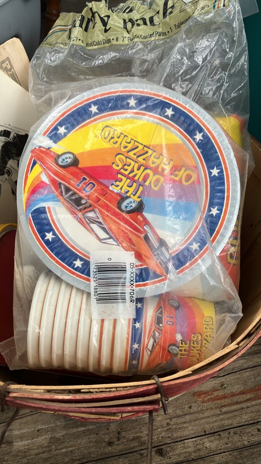 Vintage 1981 Dukes Of Hazzard Party set NEW
