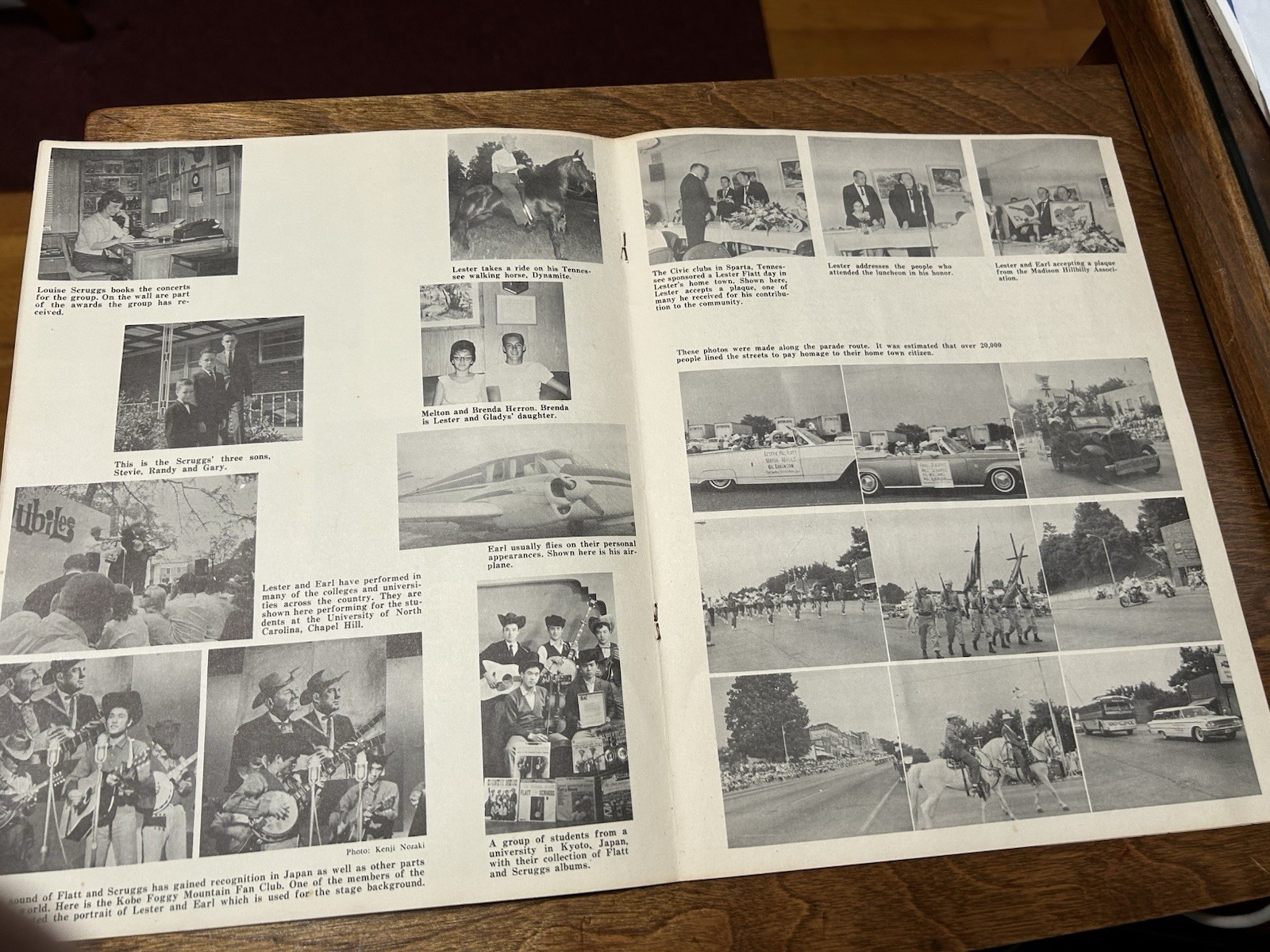 Souvenir Program: Flat And Scruggs With Autographs: Earl Scruggs And Cousin Jake