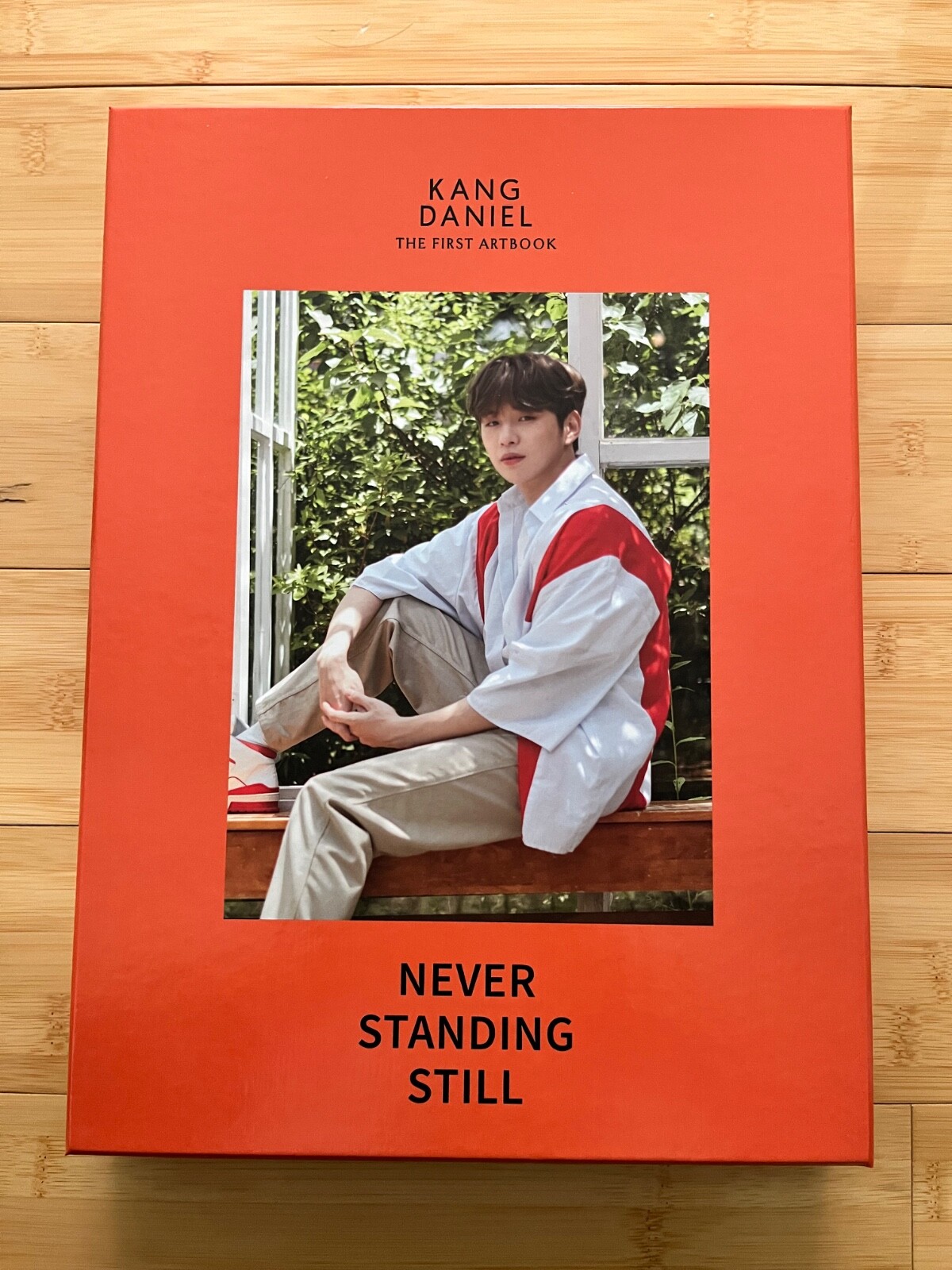 Kang Daniel – The First Artbook [Never Standing Still]