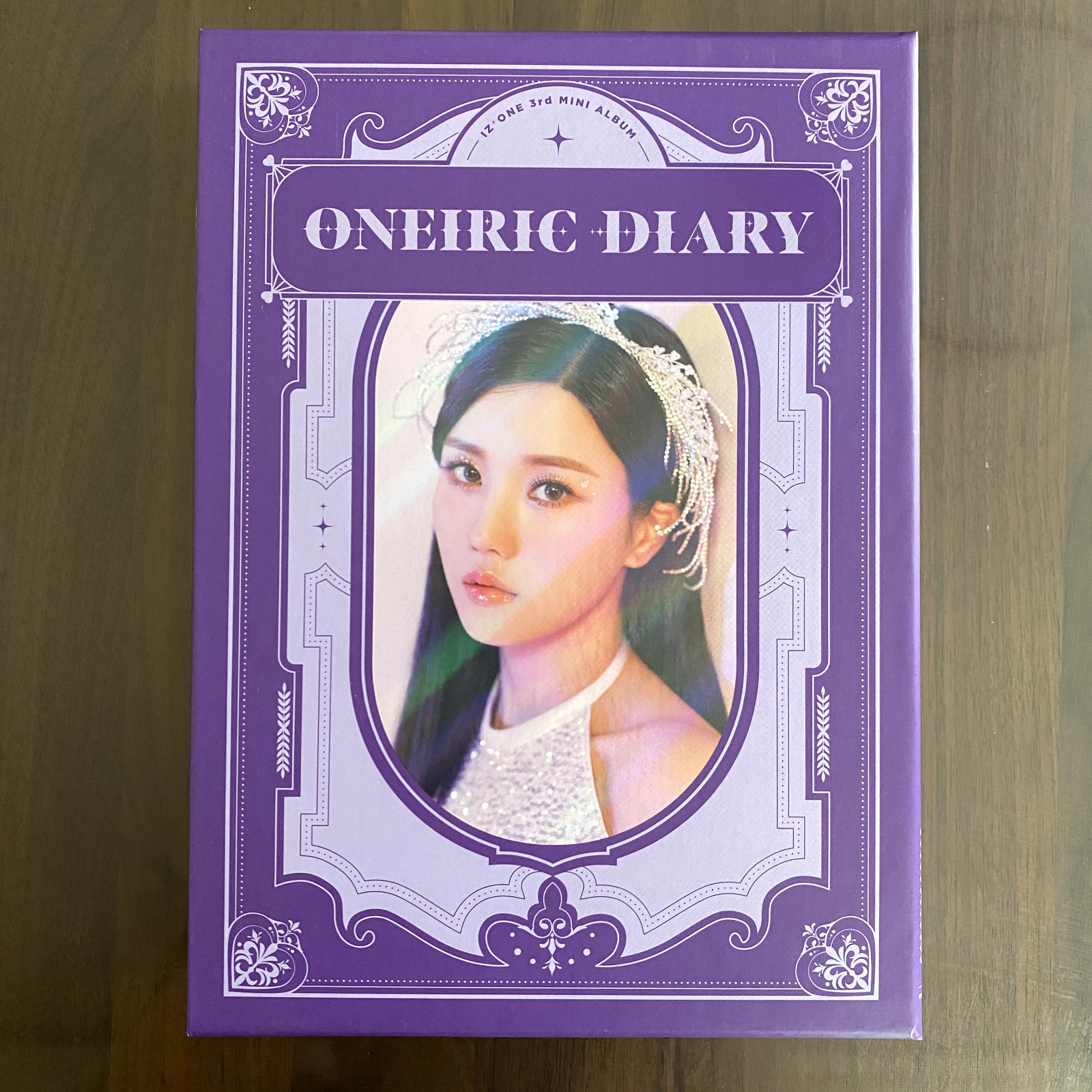 iz*one 3rd Mini Album oneiric diary Eunbi set Oneiric ver. + 3 photo cards IZONE