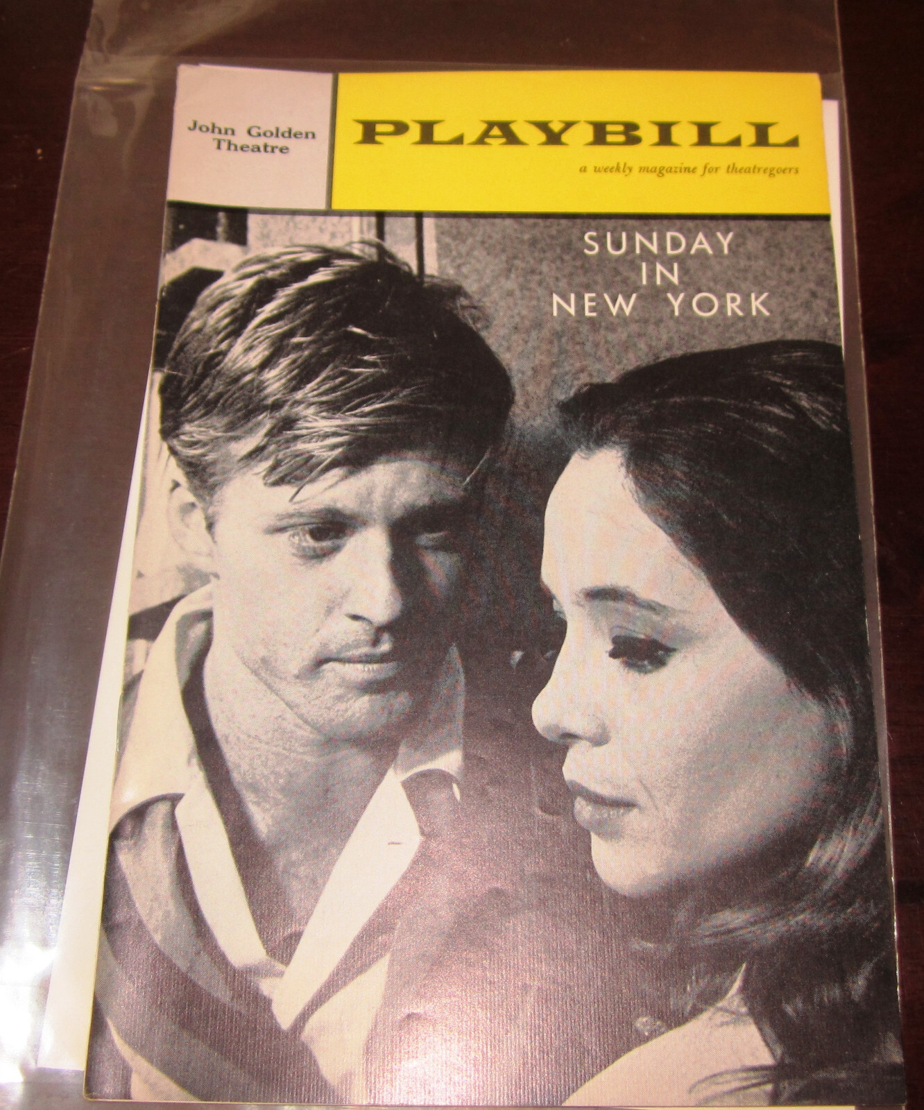 April 1962 Sunday in New York at The John Golden Theatre Playbill Pat Stanley