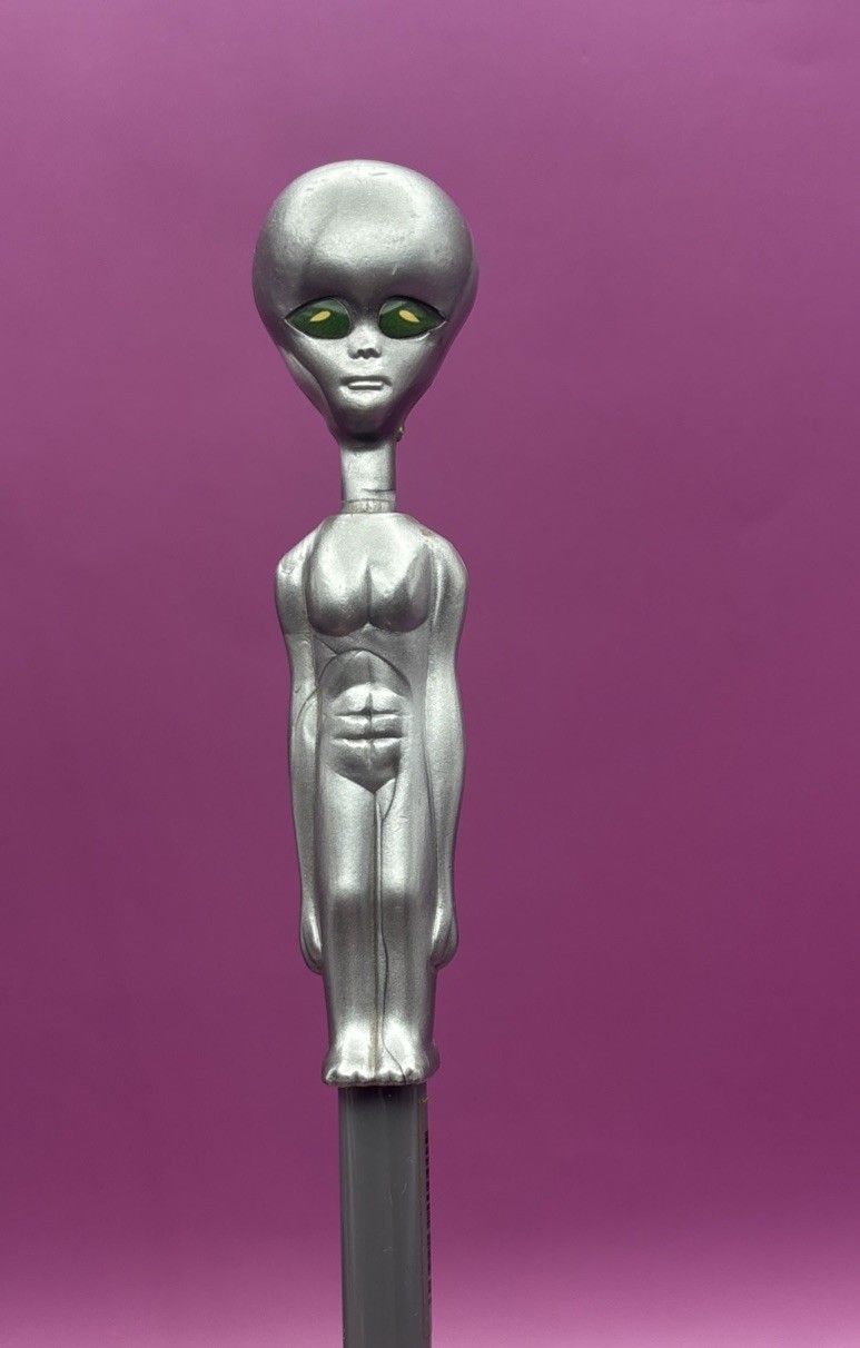 Vtg 2001 Space Odyssey Collectible Silver Alien Shaped Figure Pen (needs ink)