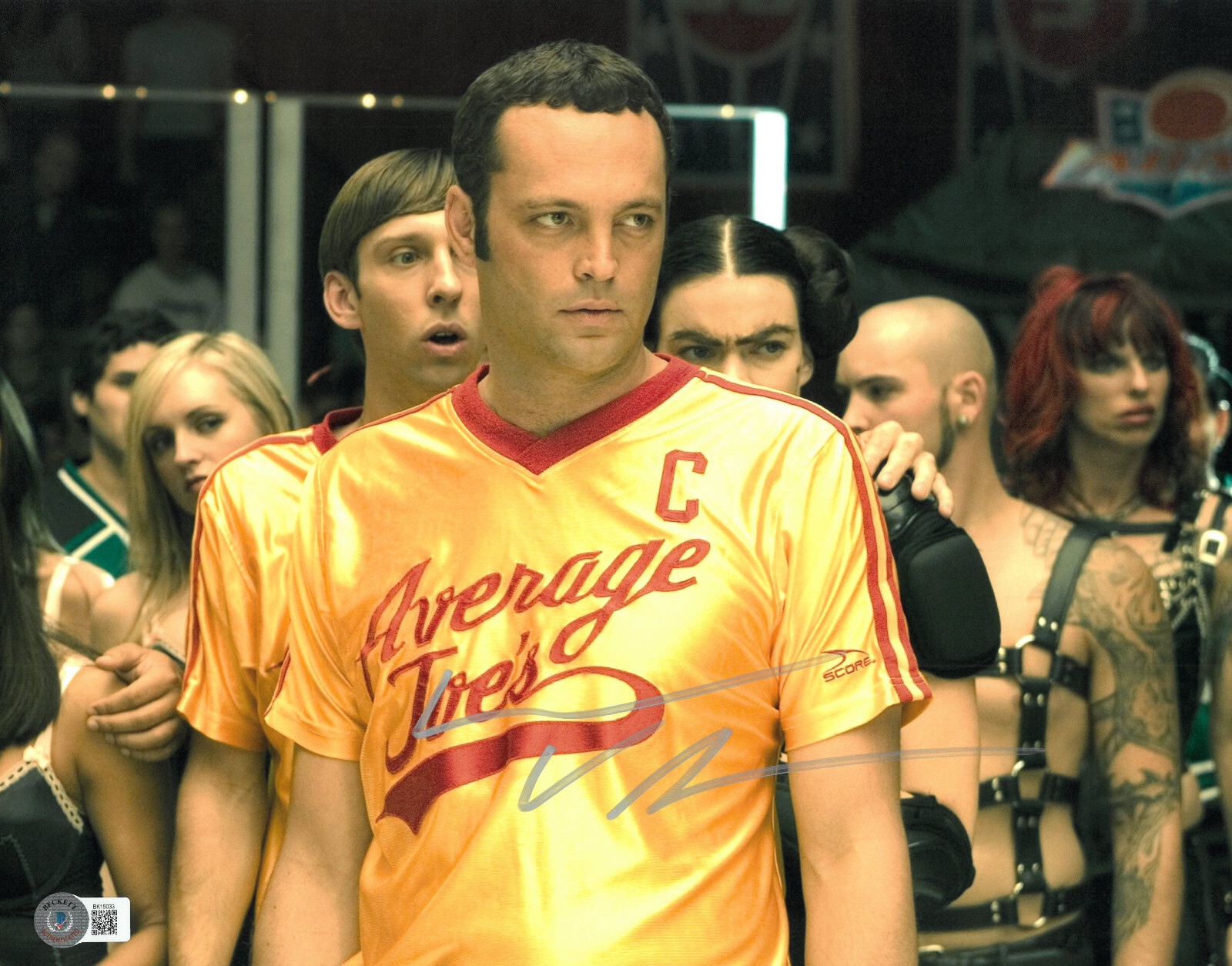 VINCE VAUGHN SIGNED AUTOGRAPH DODGEBALL 11X14 PHOTO BECKETT BAS