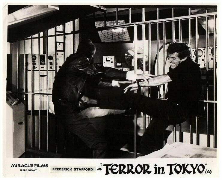 Terror in Tokyo Original Lobby Card OSS 117 Frederick Stafford fighting 1966