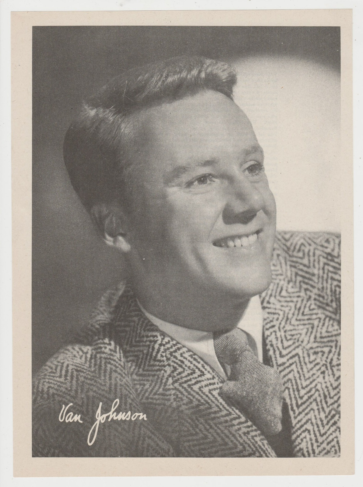 Van Johnson 1946 Motion Picture Magazine Paper Printed Photo 7.5 X 10