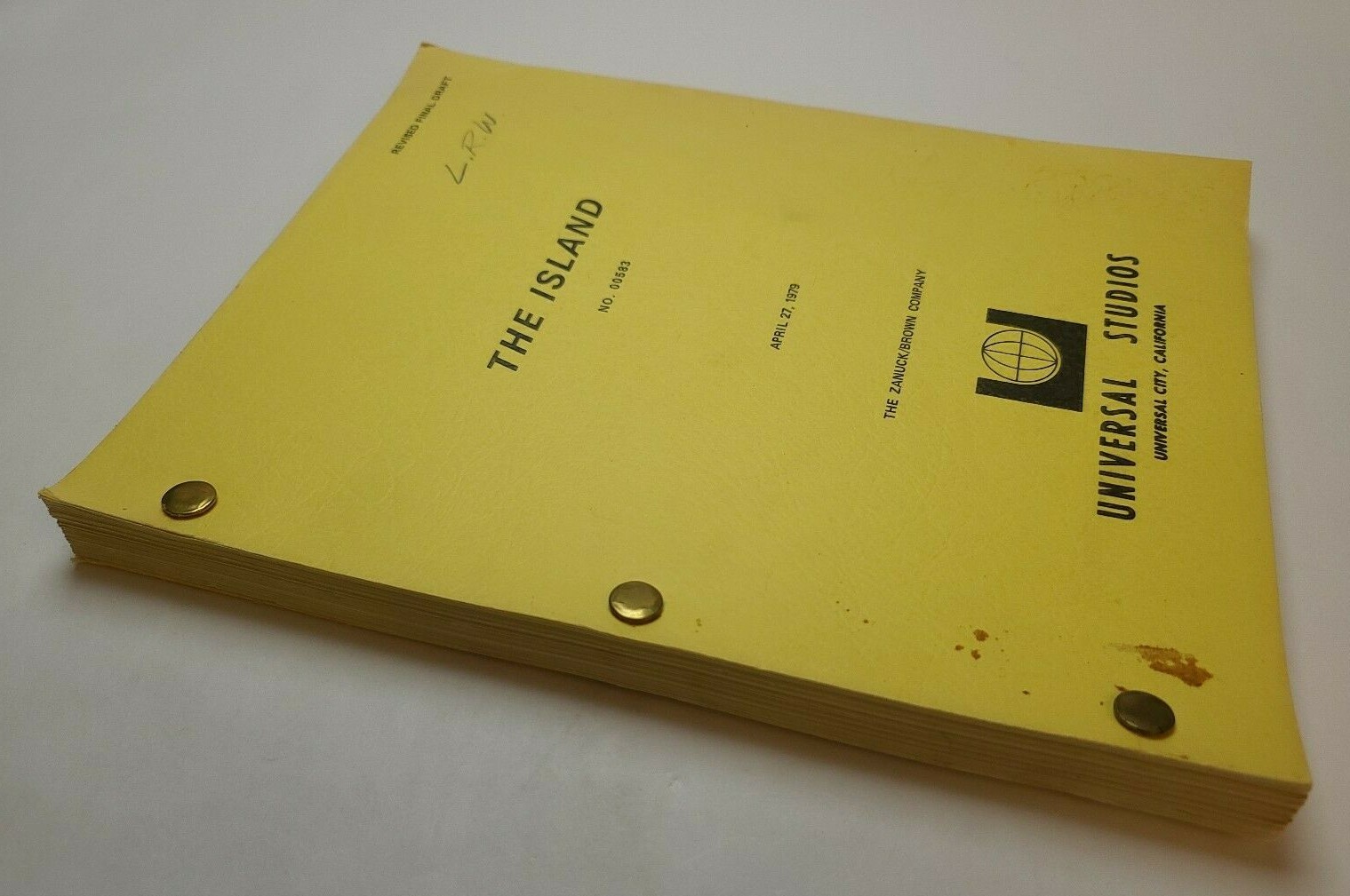 THE ISLAND / Peter Benchley 1979 Screenplay, Michael Caine stranded on island