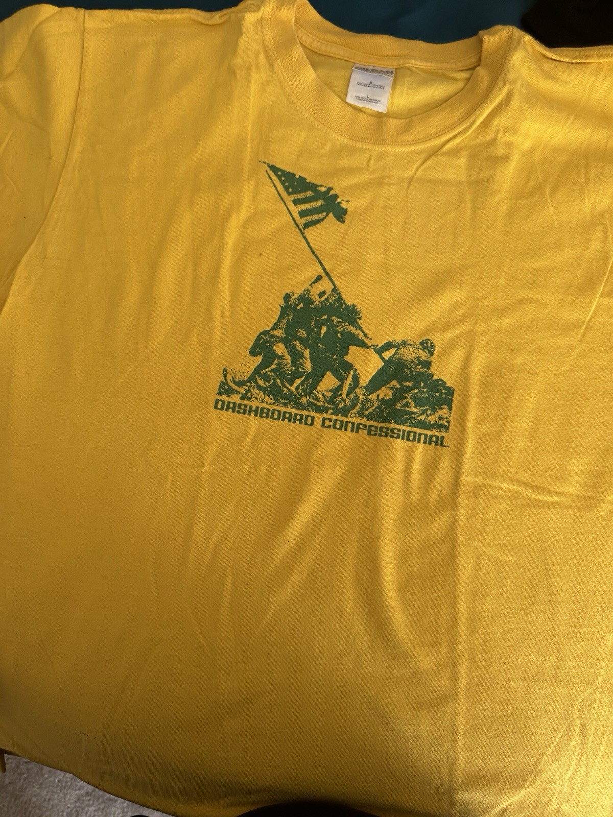 VINTAGE Dashboard Confessional Gildan Graphic Yellow Cotton Tee Men’s L