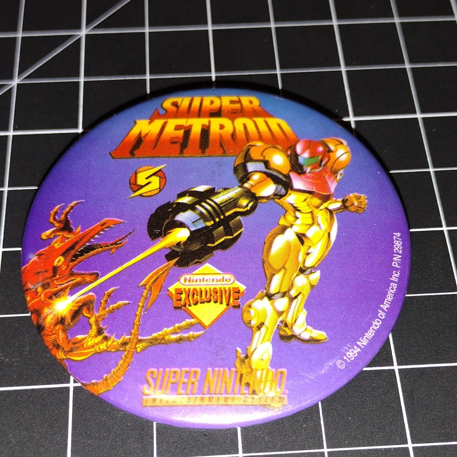 RARE Nintendo SUPER METROID Pin Badge 1994 Promo Button Vintage 90s Video Game