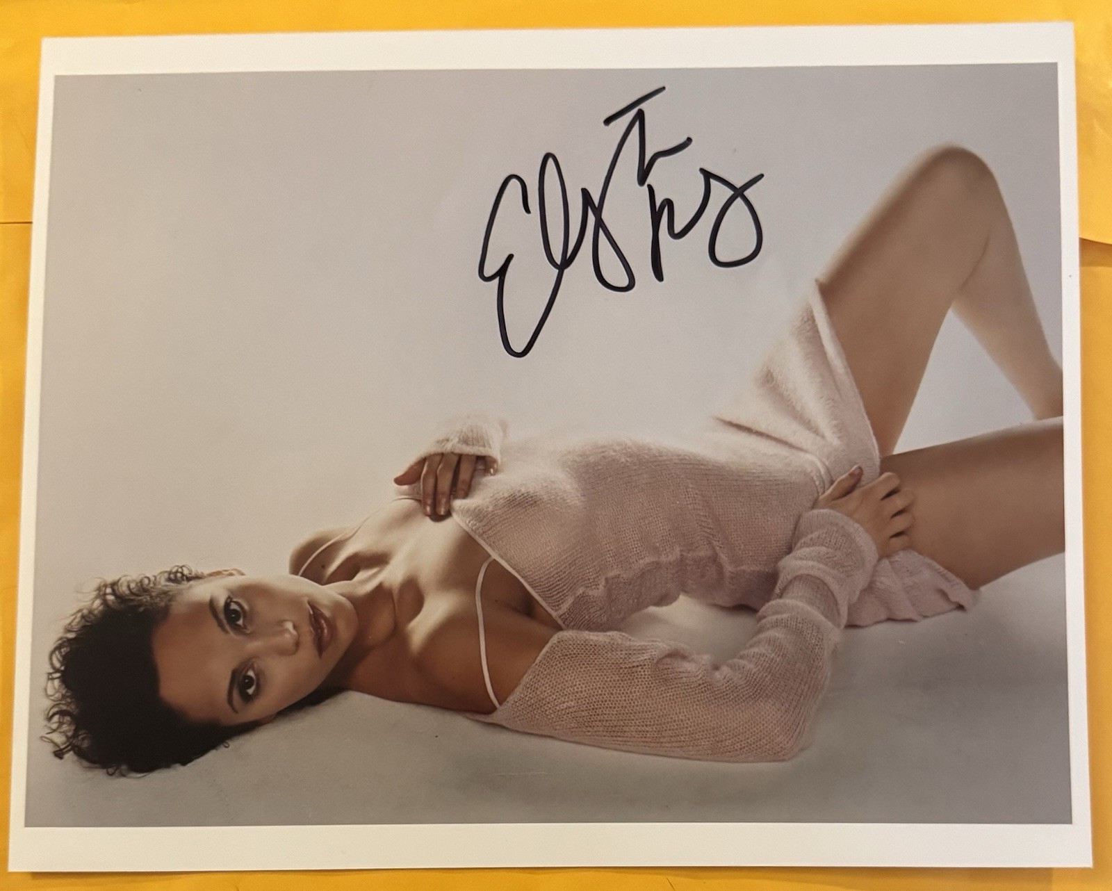 Elizabeth Berkley , Signed Autographed , Color 8×10 Photo , Show Girls