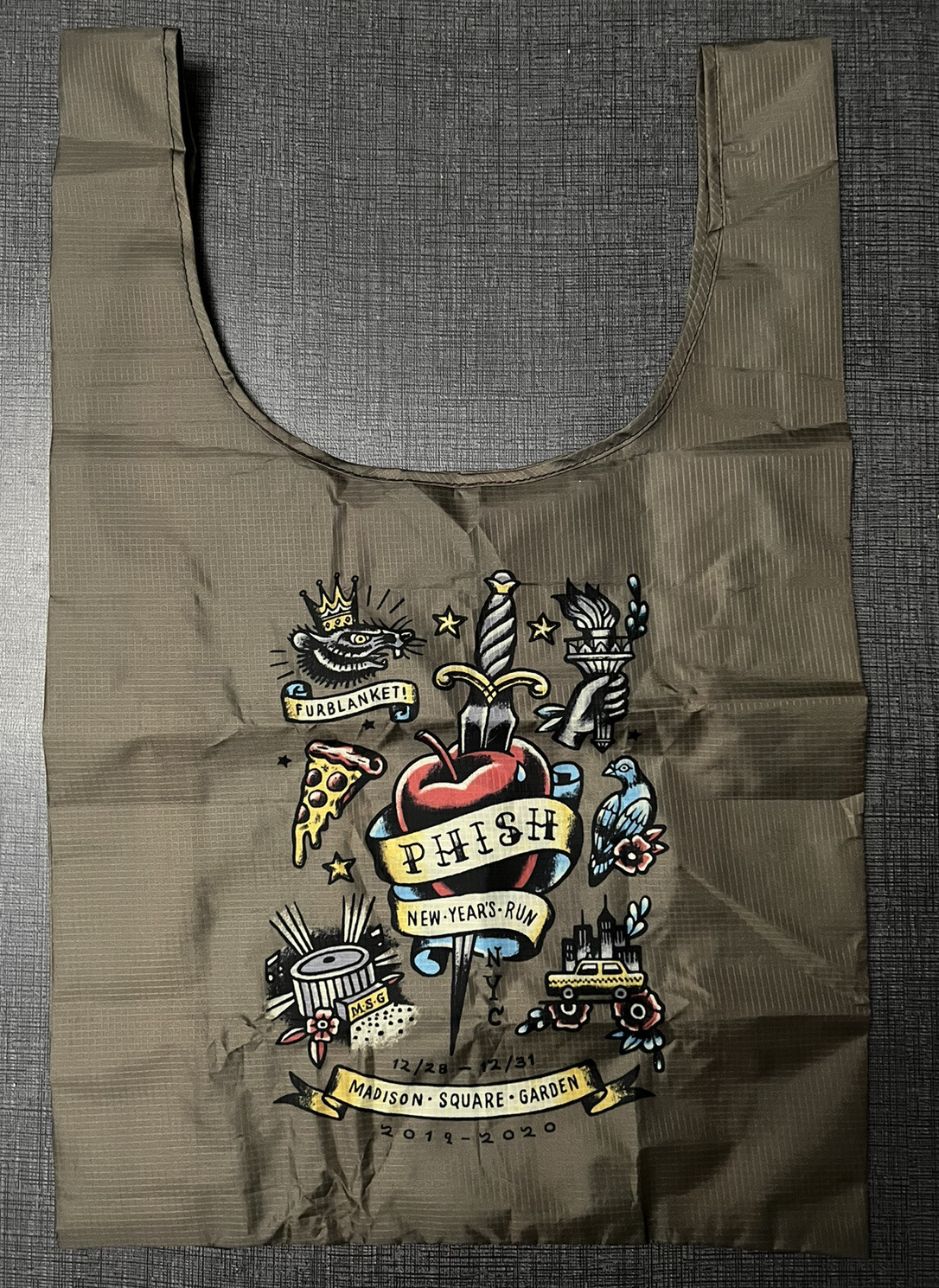 New PHISH MSG New Year’s Run Nylon Bag 2019-2020 FURBLANKET!
