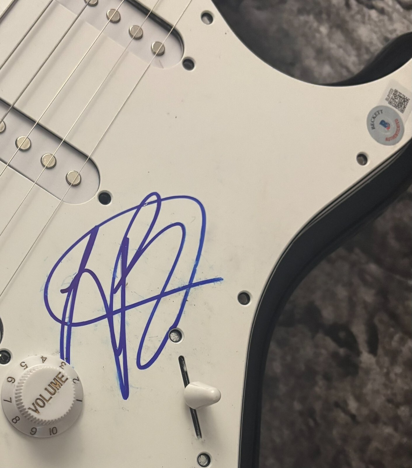 BAS Lightning Bolt Star * JAKE BUGG * Signed New Electric Guitar COA