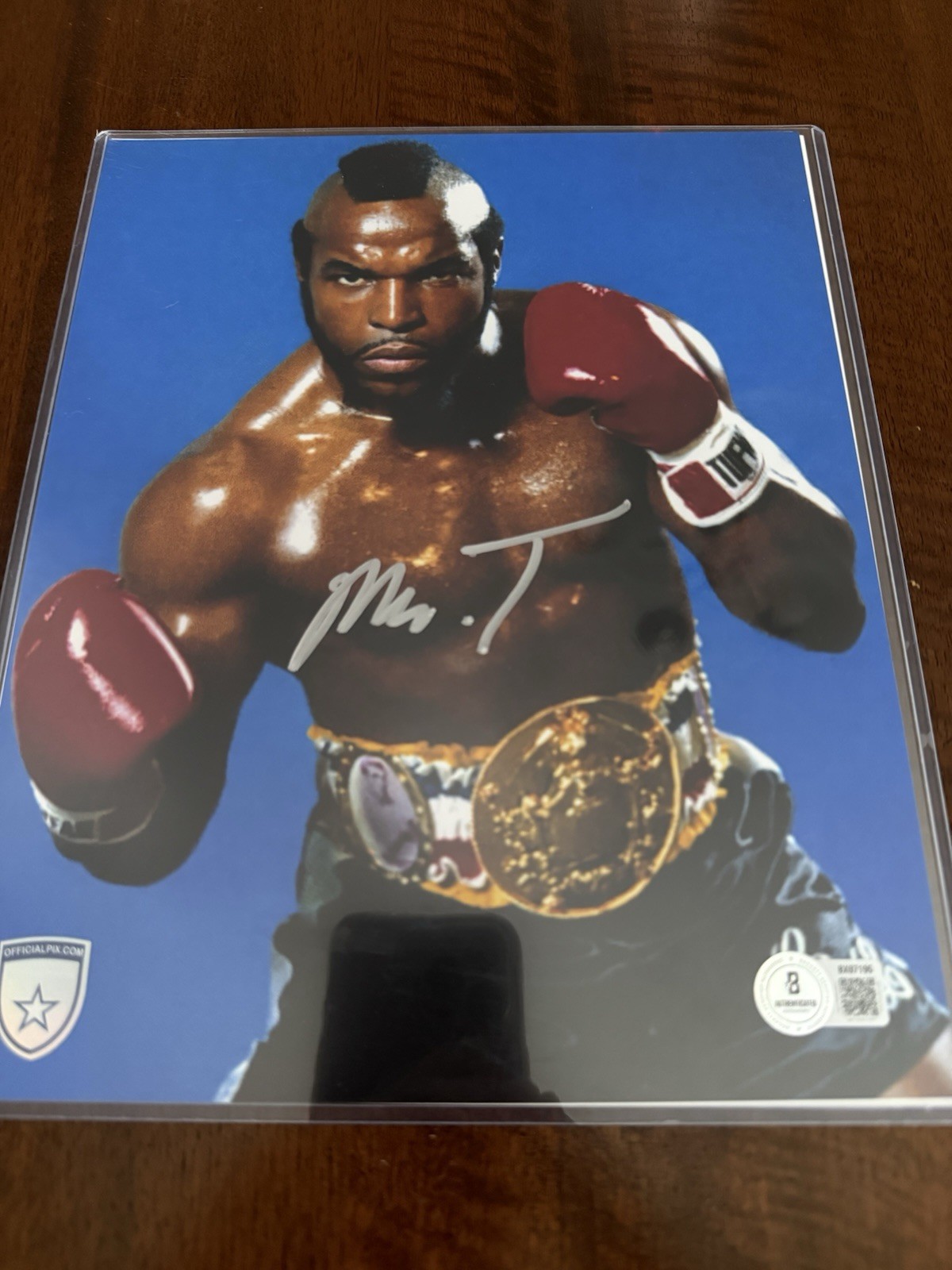 Mr. T Hand Signed In Person Rocky 8×10 Autograph Clubber Lang Rare Beckett COA