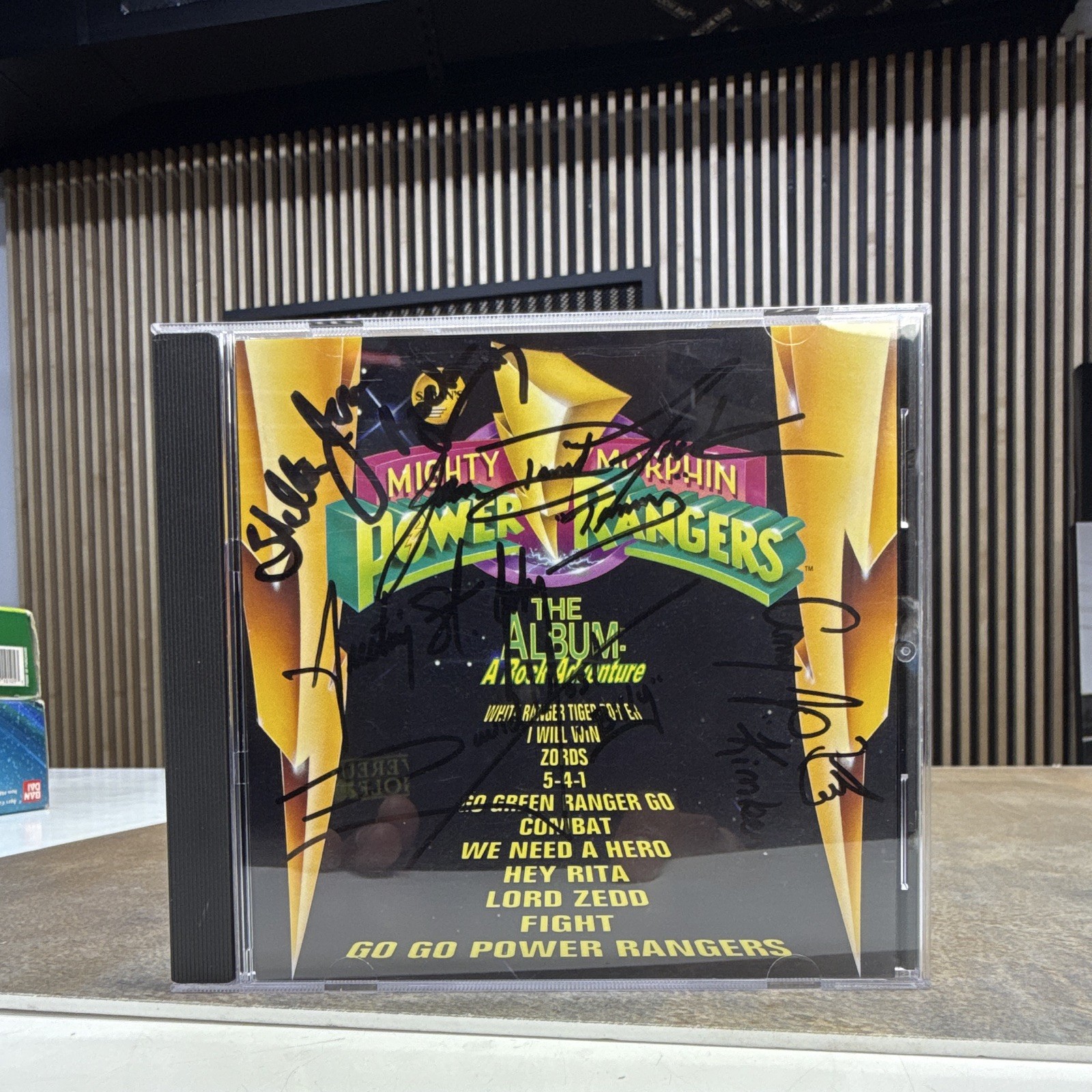 Mighty Morphin Power Rangers: The Album Signed 5 autographs! 100% Authentic