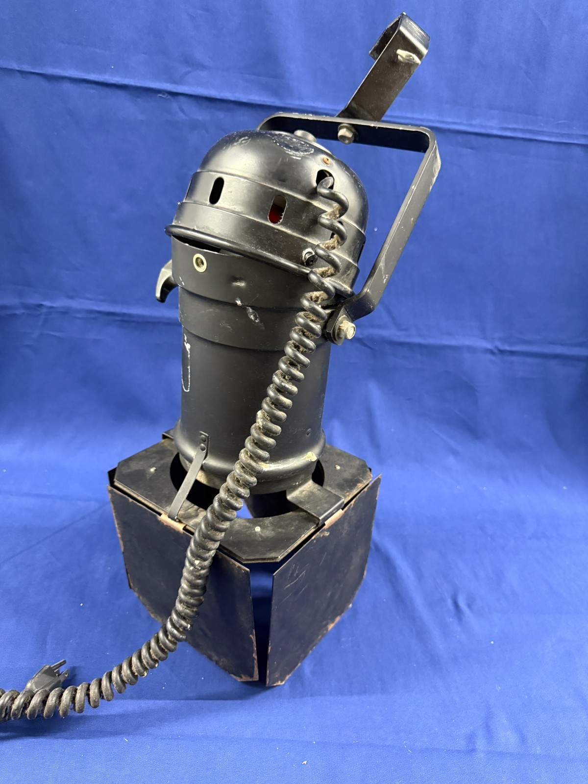 MONSTERS CAFE Universal Studios Theme Park Prop ~Spotlight Light dd