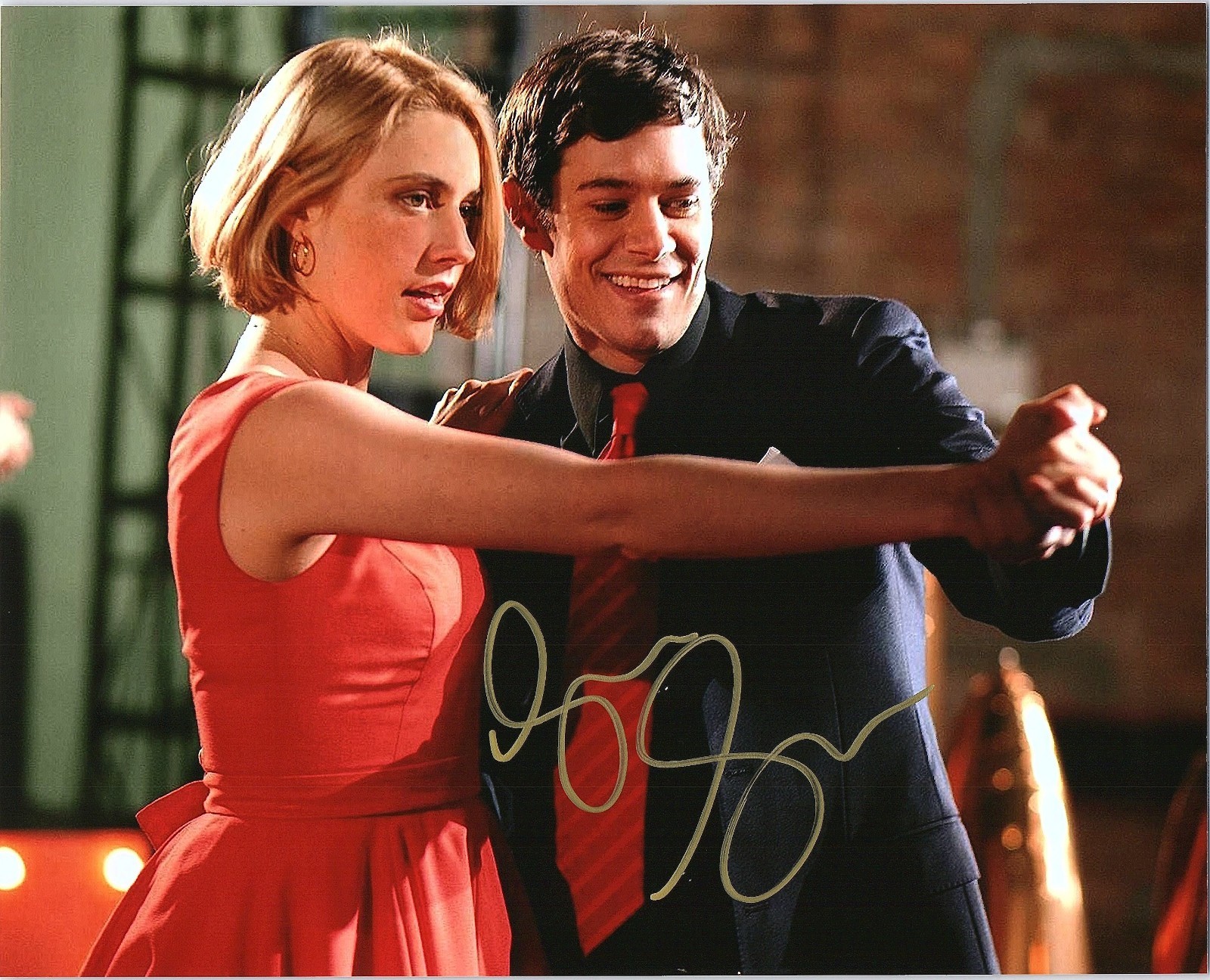 GRETA GERWIG Signed Autographed 20TH CENTURY WOMEN 8X10 Photo D