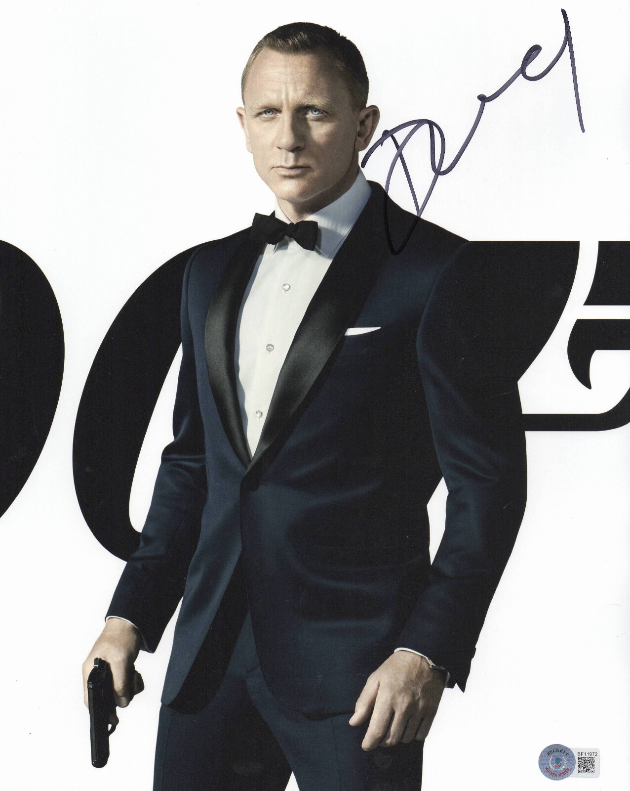 DANIEL CRAIG SIGNED AUTOGRAPH JAMES BOND 007 11X14 PHOTO BAS BECKETT COA