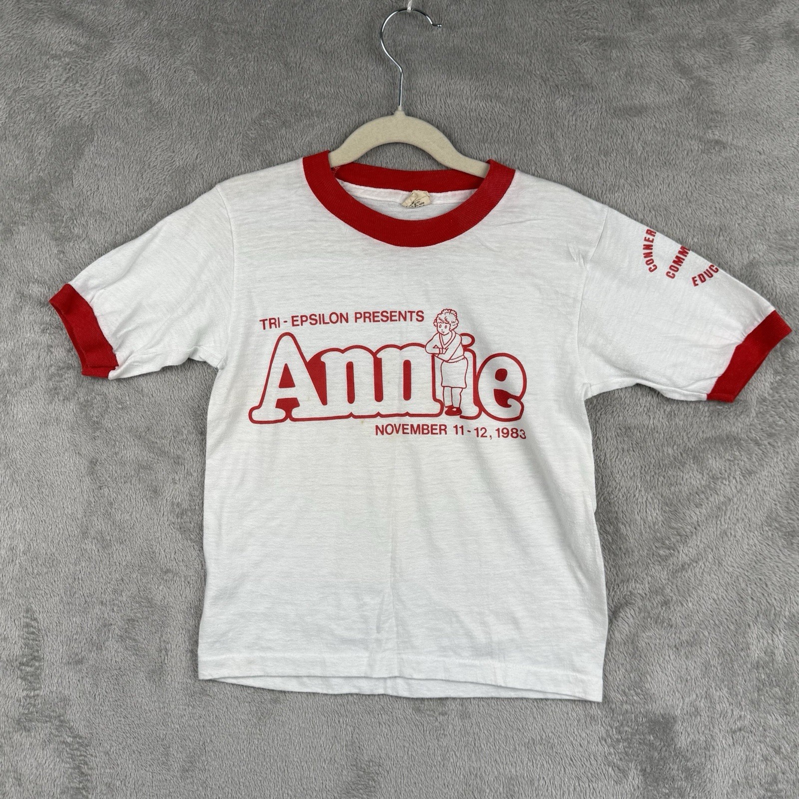 Annie Musical T-Shirt Kids 10-12 Broadway Play USA Made Screen Star 80s VTG