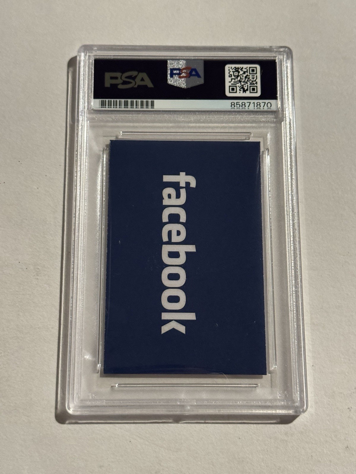 JESSE EISENBERG SIGNED MARK ZUCKERBERG BUSINESS CARD THE SOCIAL NETWORK PSA SLAB