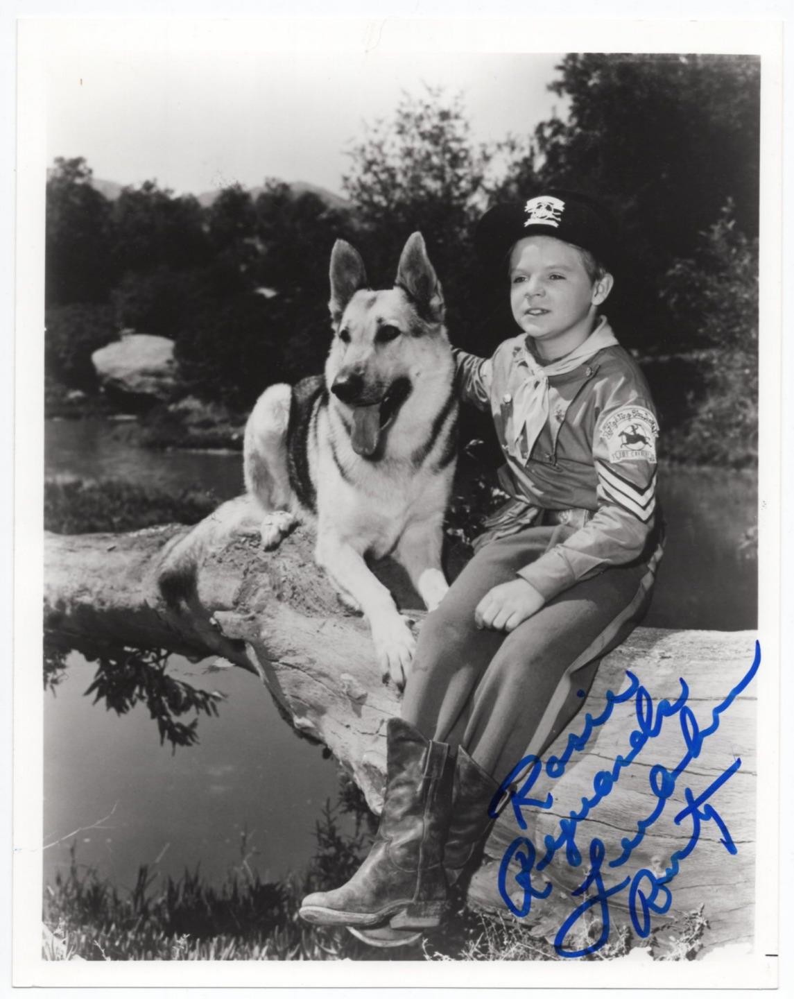 LEE AAKER SIGNED PHOTO Authentic IN-PERSON 90s RIN TIN TIN, TV – German Shepherd