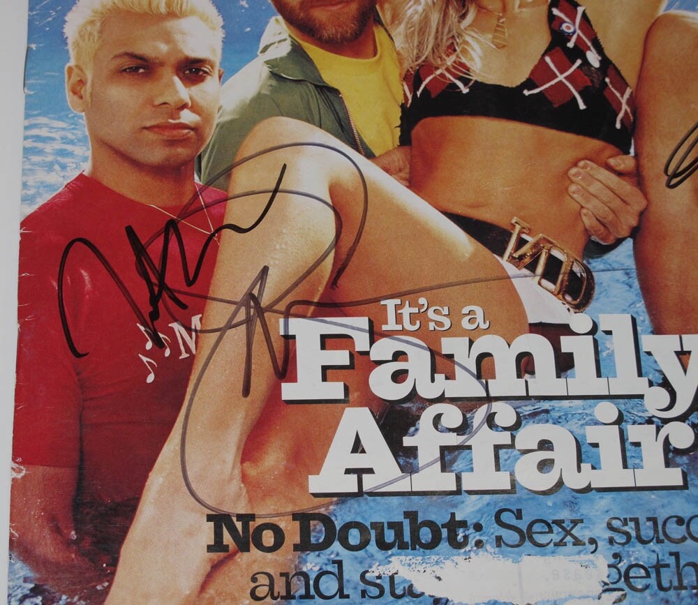 NO DOUBT Gwen Stefani +2 signed “ROLLING STONE” Magazine Tony, Adrian JSA COA