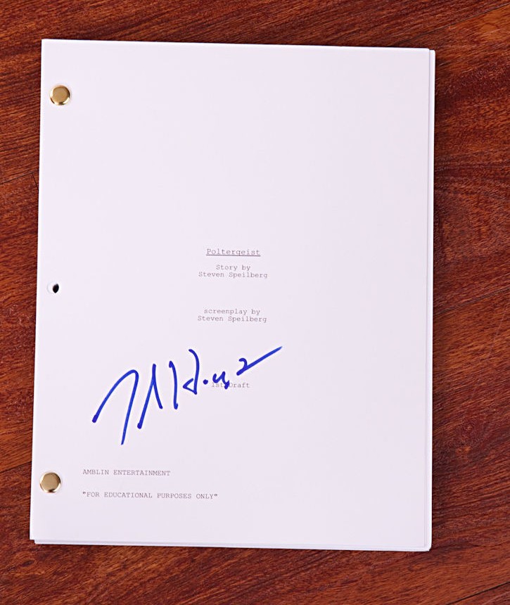 GFA Poltergeist Movie * TOBE HOOPER * Signed Full Movie Script AD2 PROOF COA