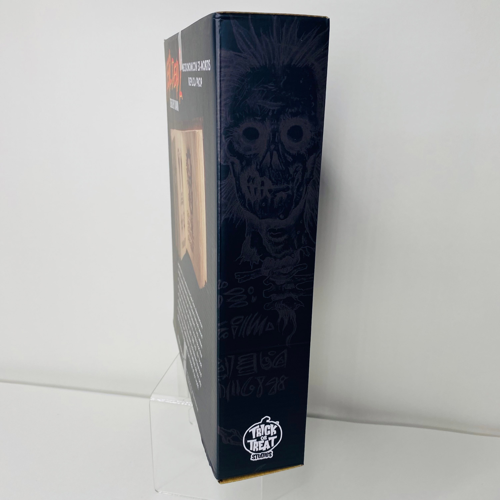 Evil Dead 2: Dead By Dawn Book of the Dead Necronomicon 1:1 Scale